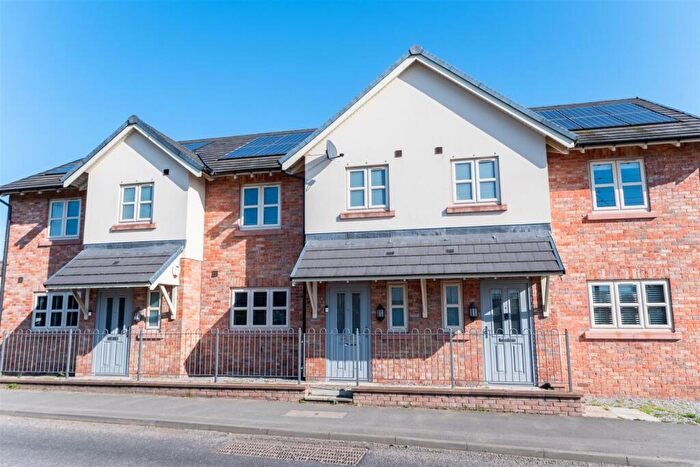3 Bedroom Terraced House To Rent In Nantwich Road, Calveley, Tarporley, CW6