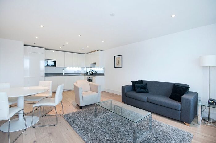 1 Bedroom Flat To Rent In St. Luke's Avenue, London, SW4