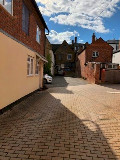 1 Bedroom Cottage To Rent In Moat Yard, Towcester, NN12