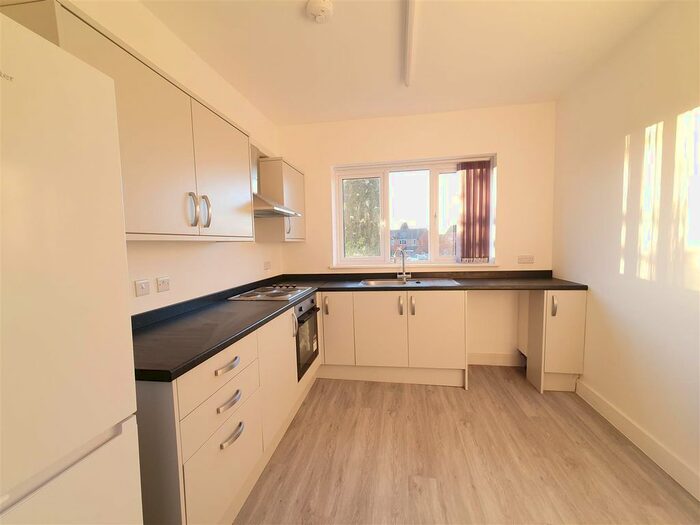 2 Bedroom Flat To Rent In Belvoir Road, Coalville, LE67