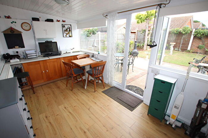 2 Bedroom Bungalow For Sale In Crome Road, Clacton On Sea, CO16