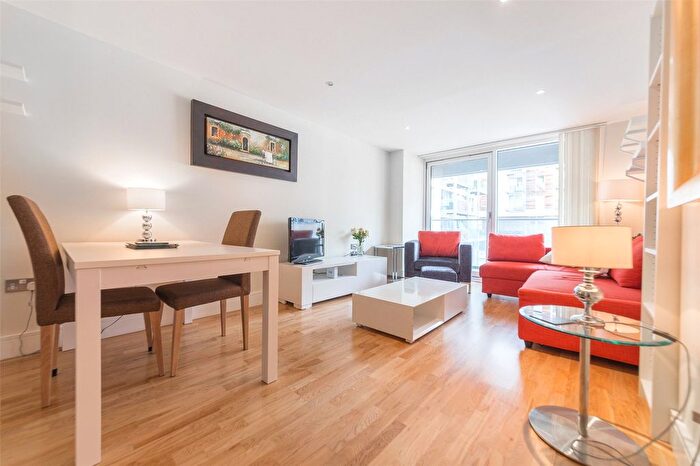 1 Bedroom Flat To Rent In Torrent Lodge, Merryweather Place, SE10