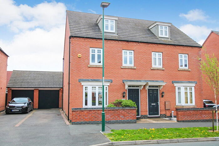 3 Bedroom Semi-Detached House For Sale In Princess Boulevard, Nottingham, NG8