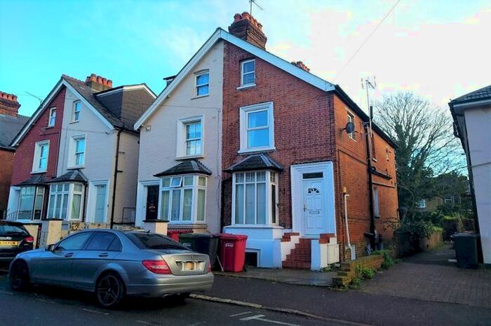 2 Bedroom Maisonette To Rent In Park Street, Slough, SL1