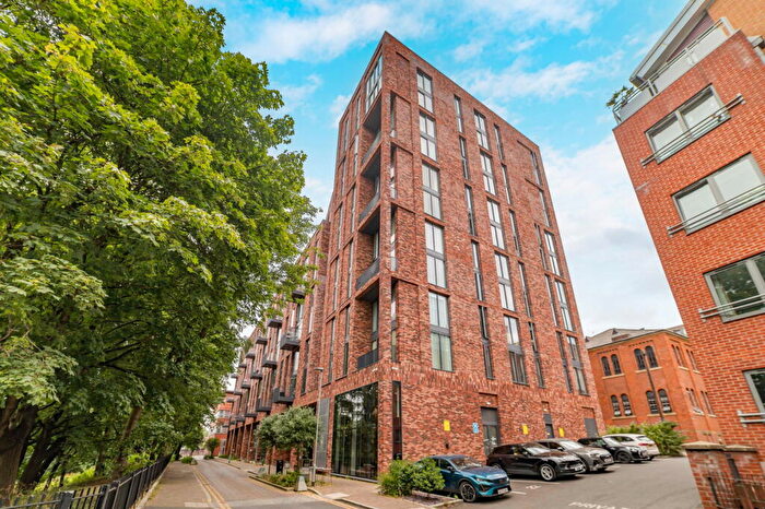 2 Bedroom Apartment To Rent In Mount Yard, Old Mount Street, Manchester, M4