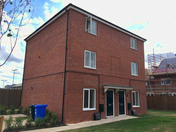 2 Bedroom Apartment To Rent In Upton Drive, Burton Upon Trent, Staffordshire, DE14