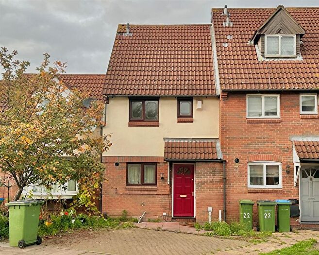 2 Bedroom Property To Rent In Nickelby Close, London, SE28