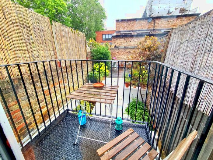 4 Bedroom Flat To Rent In Milton Grove, Stoke Newington, N16