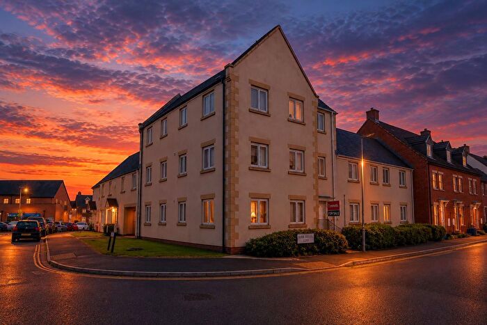 2 Bedroom Flat For Sale In Home Terrace, Norton Fitzwarren, Taunton, TA2
