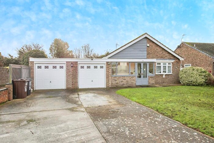 3 Bedroom Detached Bungalow For Sale In Bluehouse Avenue, Clacton-On-Sea, CO16