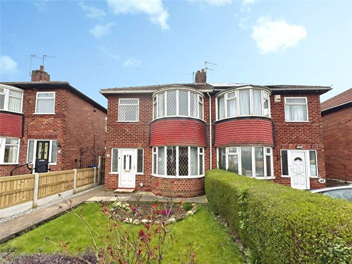 3 Bedroom Semi Detached House To Rent In Harrowden Road, Doncaster, South Yorkshire, DN2