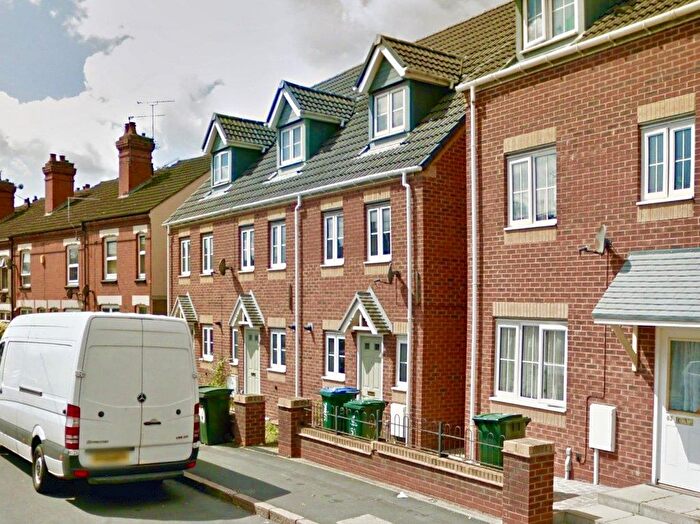 3 Bedroom Town House To Rent In Swan Lane, City Development, Coventry, CV2