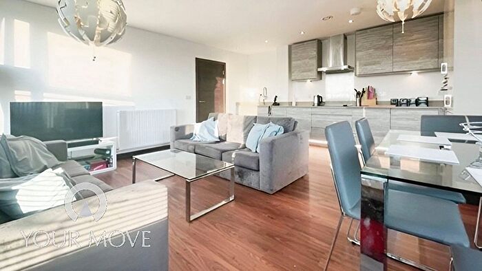 3 Bedroom Flat To Rent In James Smith Court, Dartford, Kent, DA1