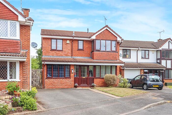 5 Bedroom Detached House For Sale In Best Avenue, Kenilworth, CV8