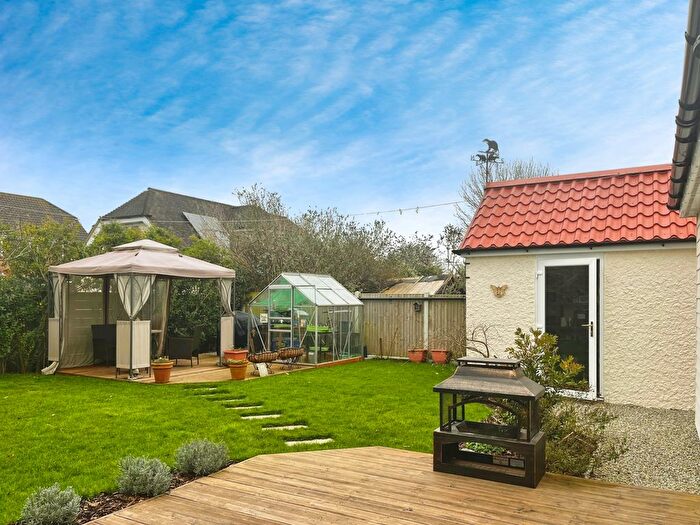 4 Bedroom Bungalow For Sale In Dungeness Road, Lydd, TN29