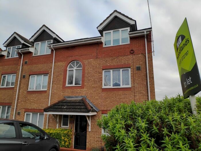 1 Bedroom Flat To Rent In St. Johns Terrace Road, Redhill RH1