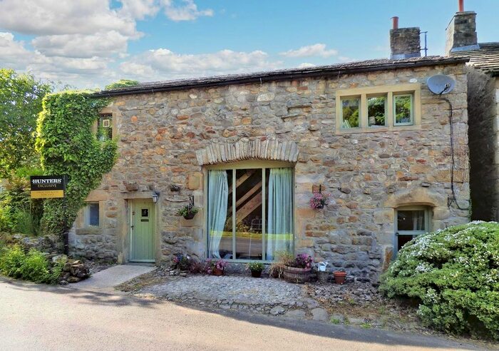 4 Bedroom Detached House For Sale In Kirkby Malham, Skipton, BD23