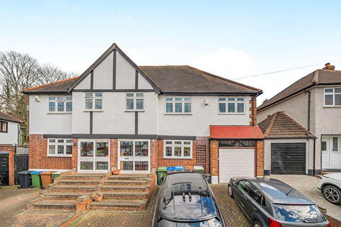 5 Bedroom Semi Detached House For Sale In Arcadian Avenue, Bexley, DA5