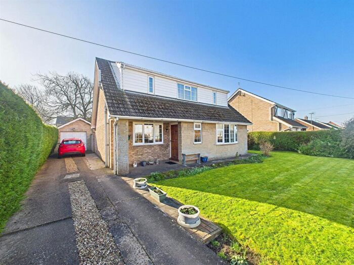 4 Bedroom Detached House For Sale In Duckthorpe Lane, Marshchapel, DN36