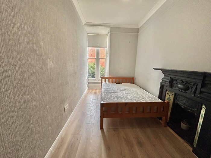 1 Bedroom House To Rent In Clarendon Road, Southsea, PO5