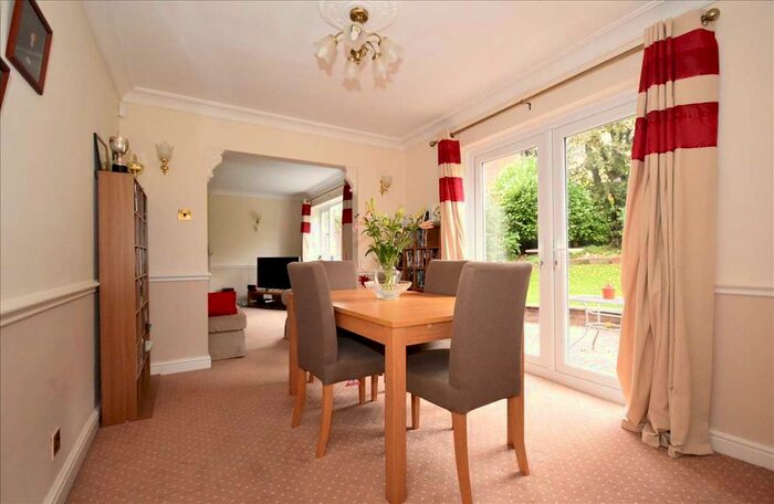 5 Bedroom Detached House For Sale In Chatsworth Court, Heath Charnock, Chorley PR6