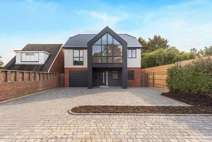 4 Bedroom Detached House To Rent In Denham Way, Denham, Uxbridge UB9