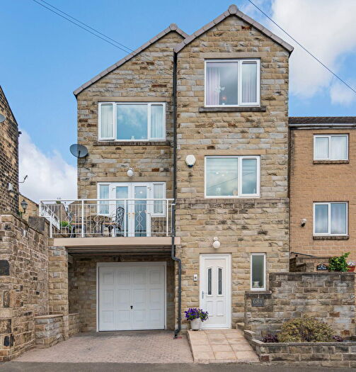 5 Bedroom Detached House For Sale In B Sunnybank Road, Greetland, HX4
