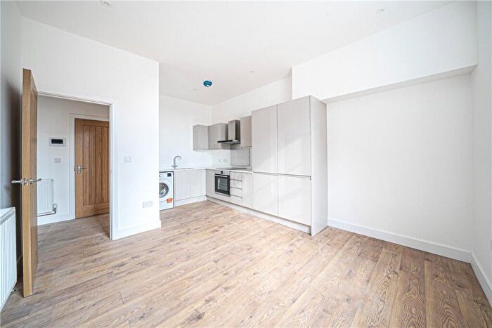 1 Bedroom Apartment To Rent In Westgate Chambers, Staple Gardens, Winchester, Hampshire, SO23