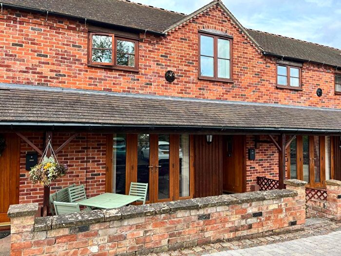 2 Bedroom Cottage To Rent In Manor Lane, Kineton, Warwick, Warwickshire, CV35