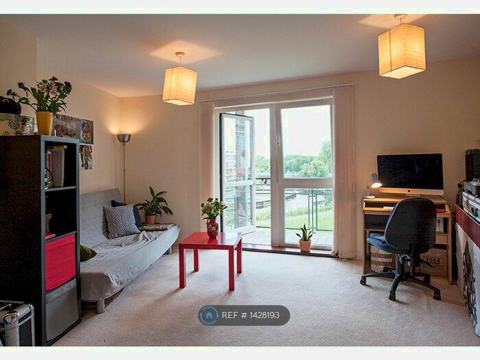 1 Bedroom Flat To Rent In Harry Zeital Way, London, E5