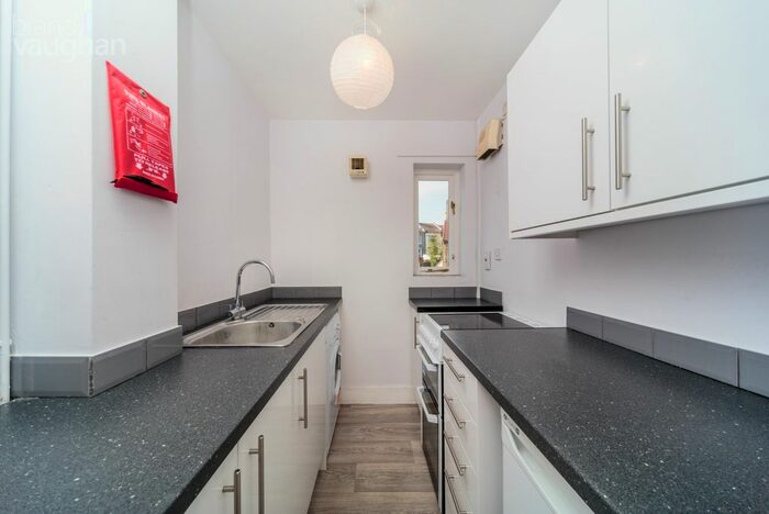 2 Bedroom Flat To Rent In Baden Road, Brighton, BN2