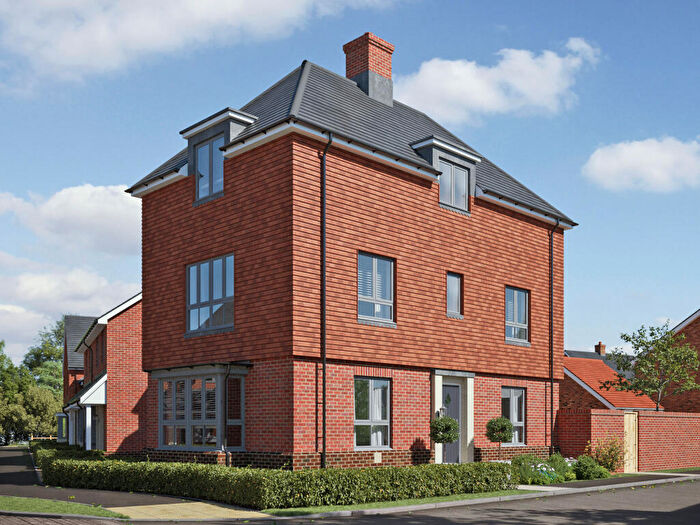 4 Bedroom Town House For Sale In Brockhills Lane, New Milton, BH25