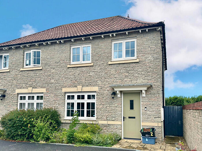 3 Bedroom Semi-Detached House For Sale In Barton Cleave, Roundswell, EX31