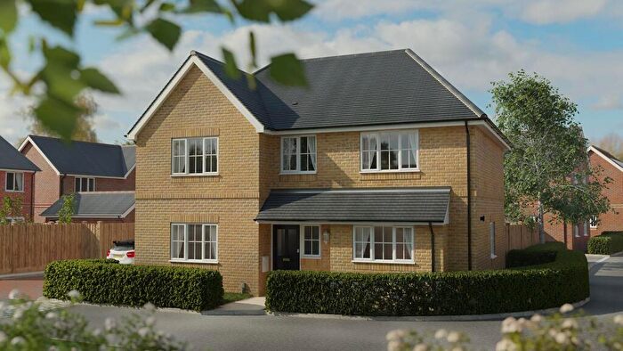 4 Bedroom Detached House For Sale In The Rookery, Whiteley, SO31