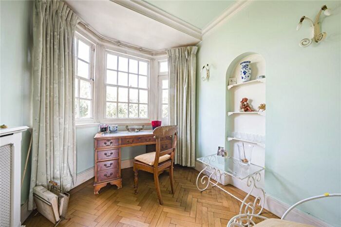 3 Bedroom Detached House For Sale In Presburg Road, New Malden, KT3