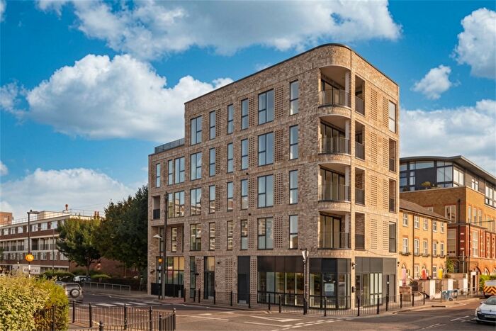 1 Bedroom Flat To Rent In Liberty Building, Tower Hamlets, E1