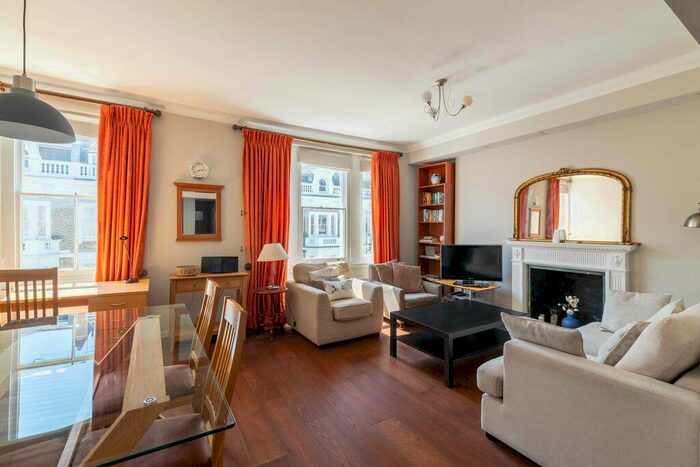 2 Bedroom Flat To Rent In Westgate Terrace, Chelsea, SW10