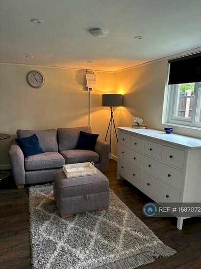 Studio To Rent In Lenthall Avenue, Grays, RM17