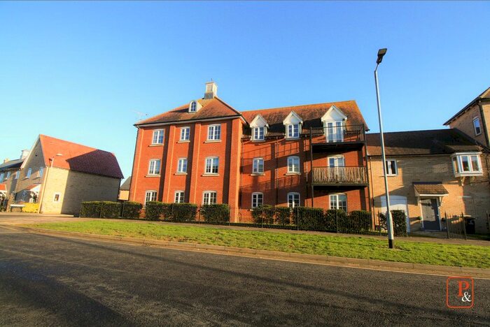 2 Bedroom Flat To Rent In Hooper Avenue, Colchester, Essex, CO2