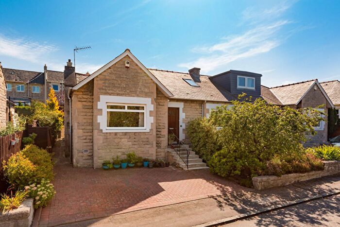 5 Bedroom Semi-Detached House For Sale In Colinton Grove, Edinburgh, EH14