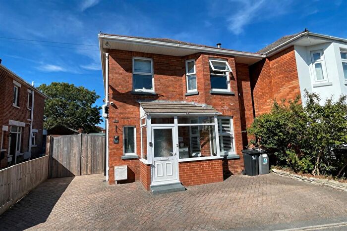 3 Bedroom Detached House For Sale In Bournemouth, BH9