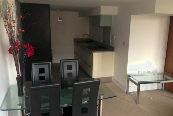 2 Bedroom Flat To Rent In Cadogan Road, Woolwich, London, SE18