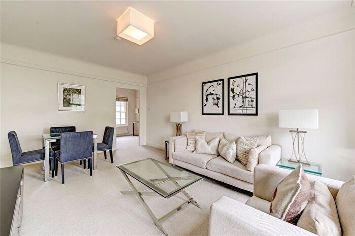 2 Bedroom Flat To Rent In Pelham Court, Fulham Road, South Kensington, London, SW3