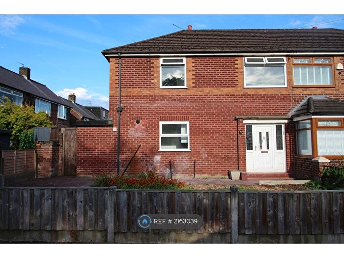 3 Bedroom Semi-Detached House To Rent In Douglas Street, Swinton, Manchester, M27