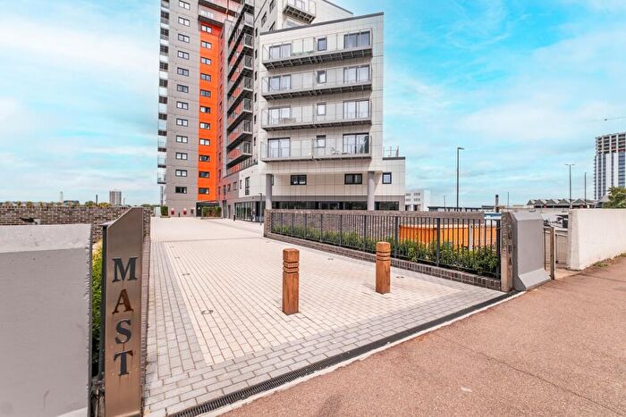 1 Bedroom Flat To Rent In Woolwich Church Street Greenwich, SE18