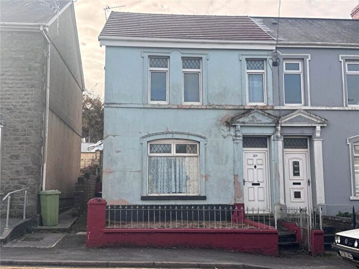 3 Bedroom Semi-Detached House For Sale In Cwmamman Road, Garnant, Ammanford, Carmarthenshire, SA18