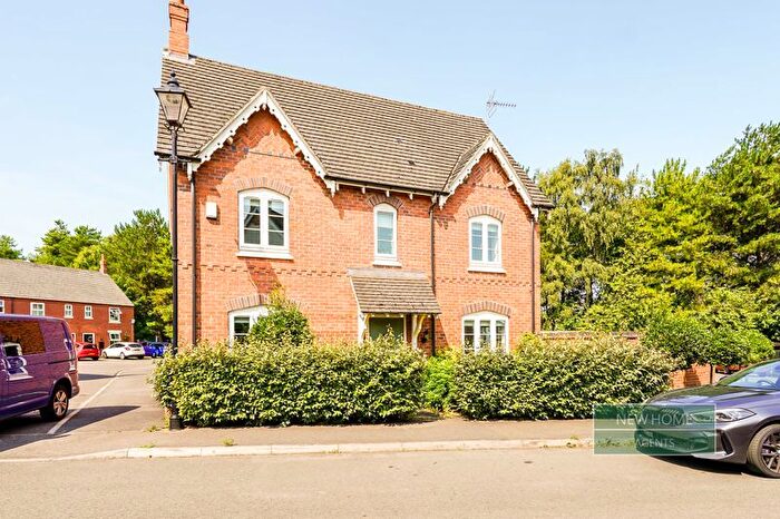 3 Bedroom End Of Terrace House For Sale In Glengarry Way, Greylees, Sleaford, NG34