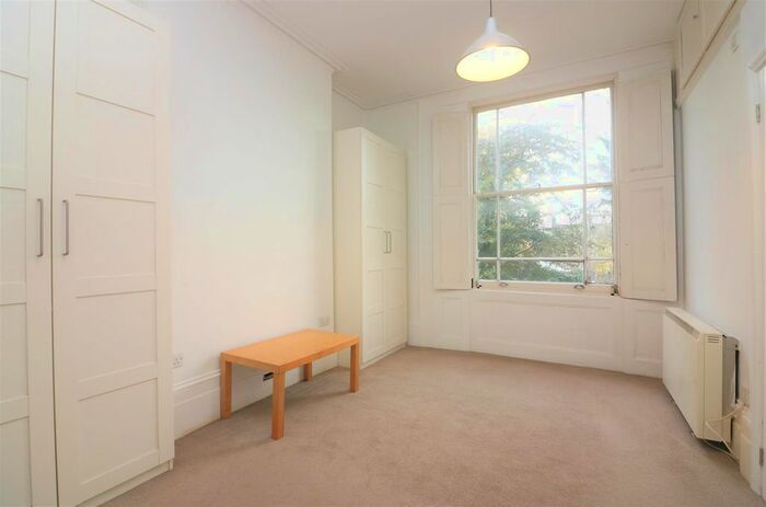 1 Bedroom Flat To Rent In Lewisham Way, London, SE14