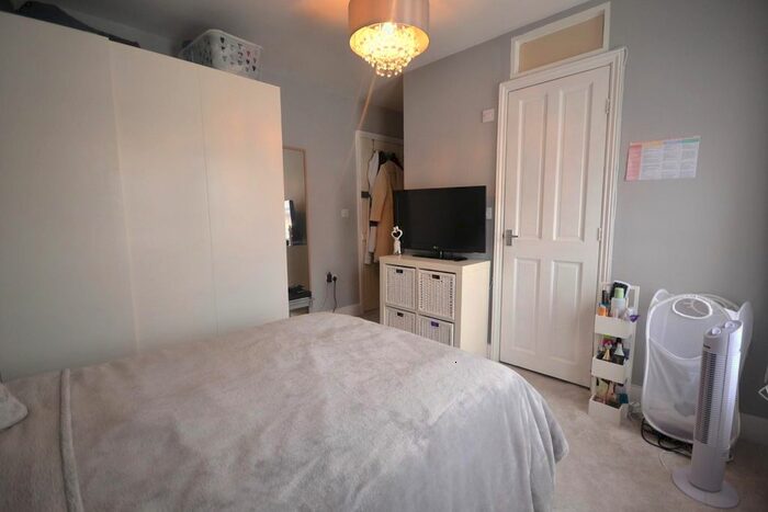3 Bedroom Terraced House To Rent In Hagley Road, Reading, Berkshire, RG2