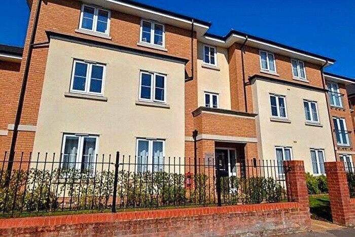2 Bedroom Apartment For Sale In Aylesbury Street, Bletchley, Milton Keynes, Buckinghamshire, MK2
